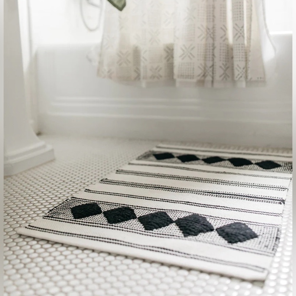 Caravan Diamond Woven Rug